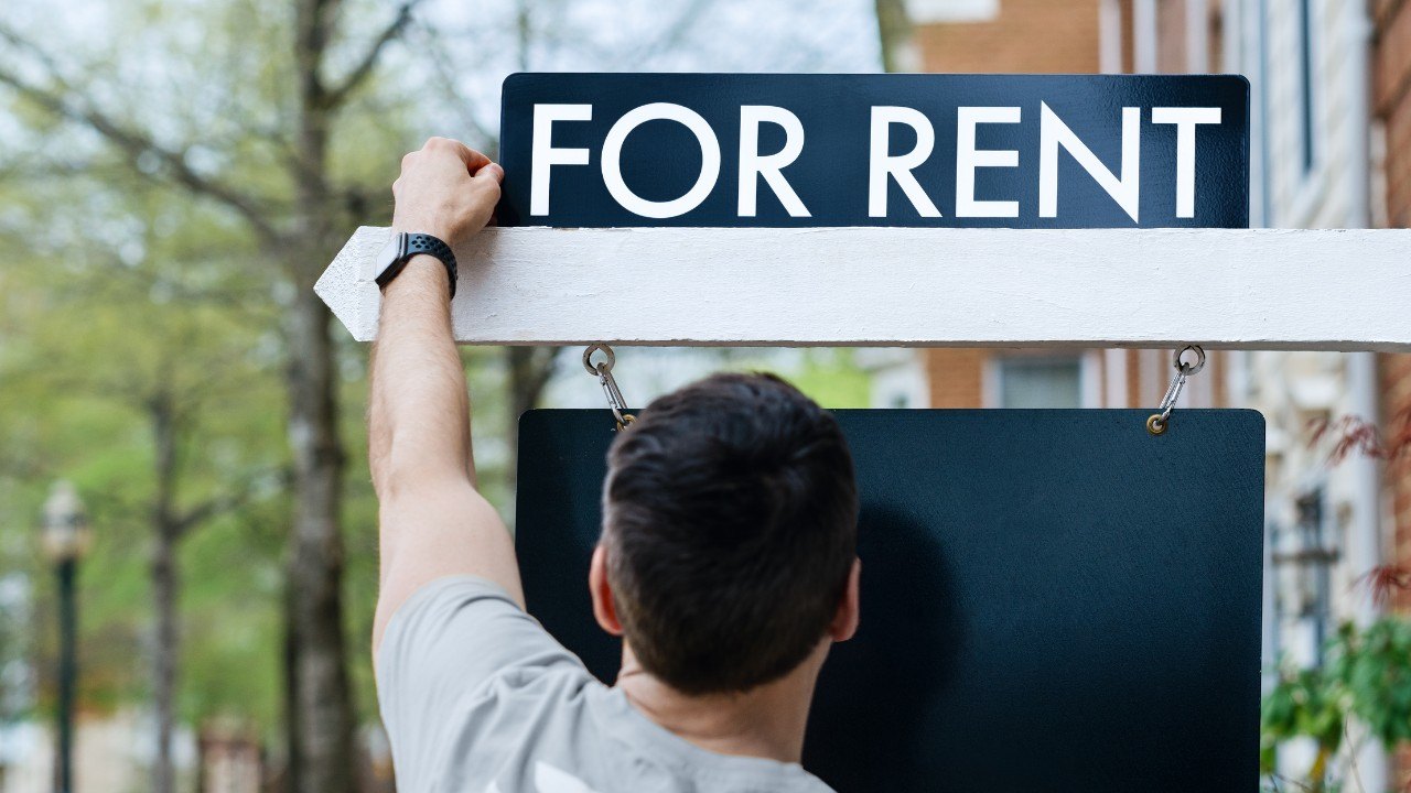 Winter Heating Tips for Renters: Stay Warm Without High Bills